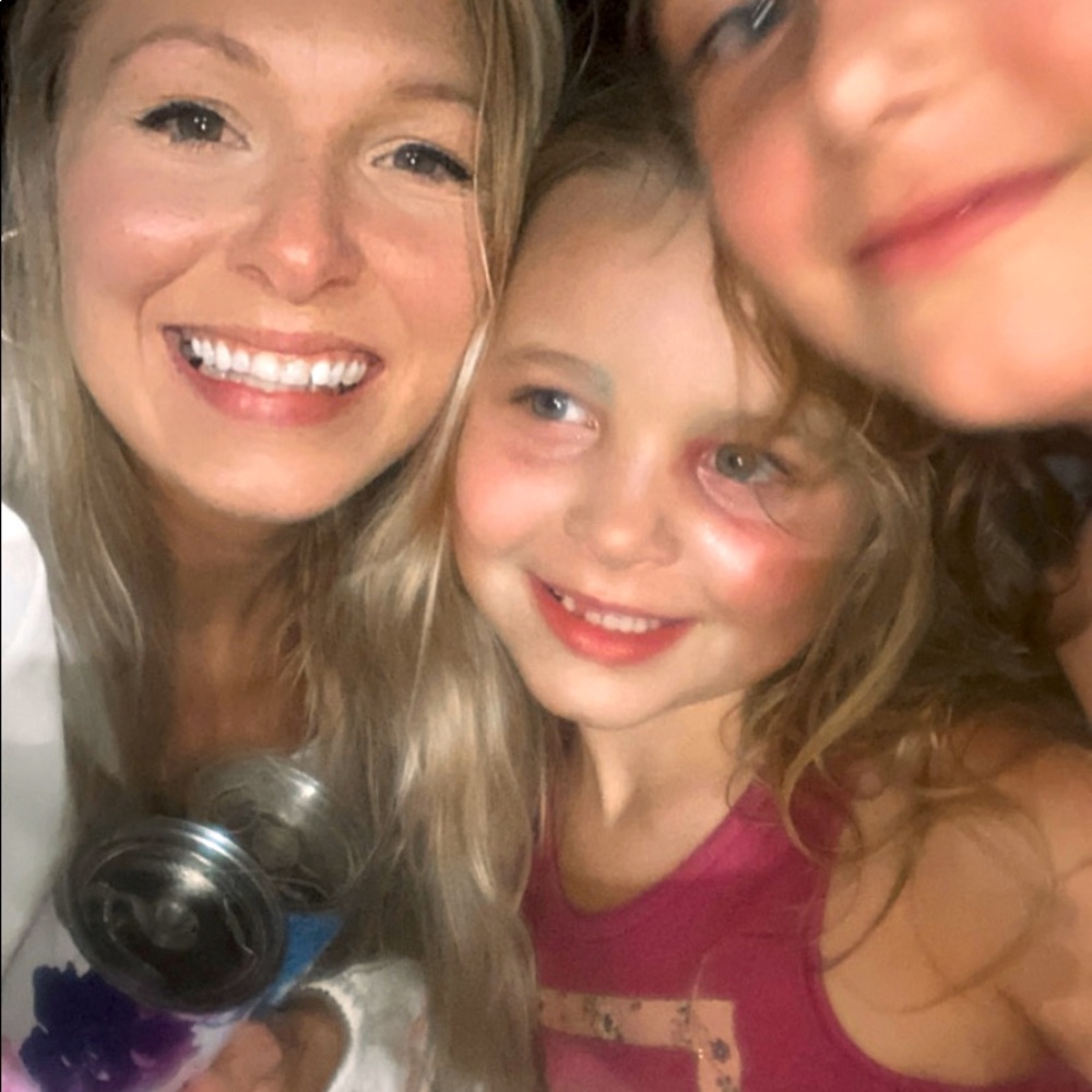 Meet your Posher, Ashley